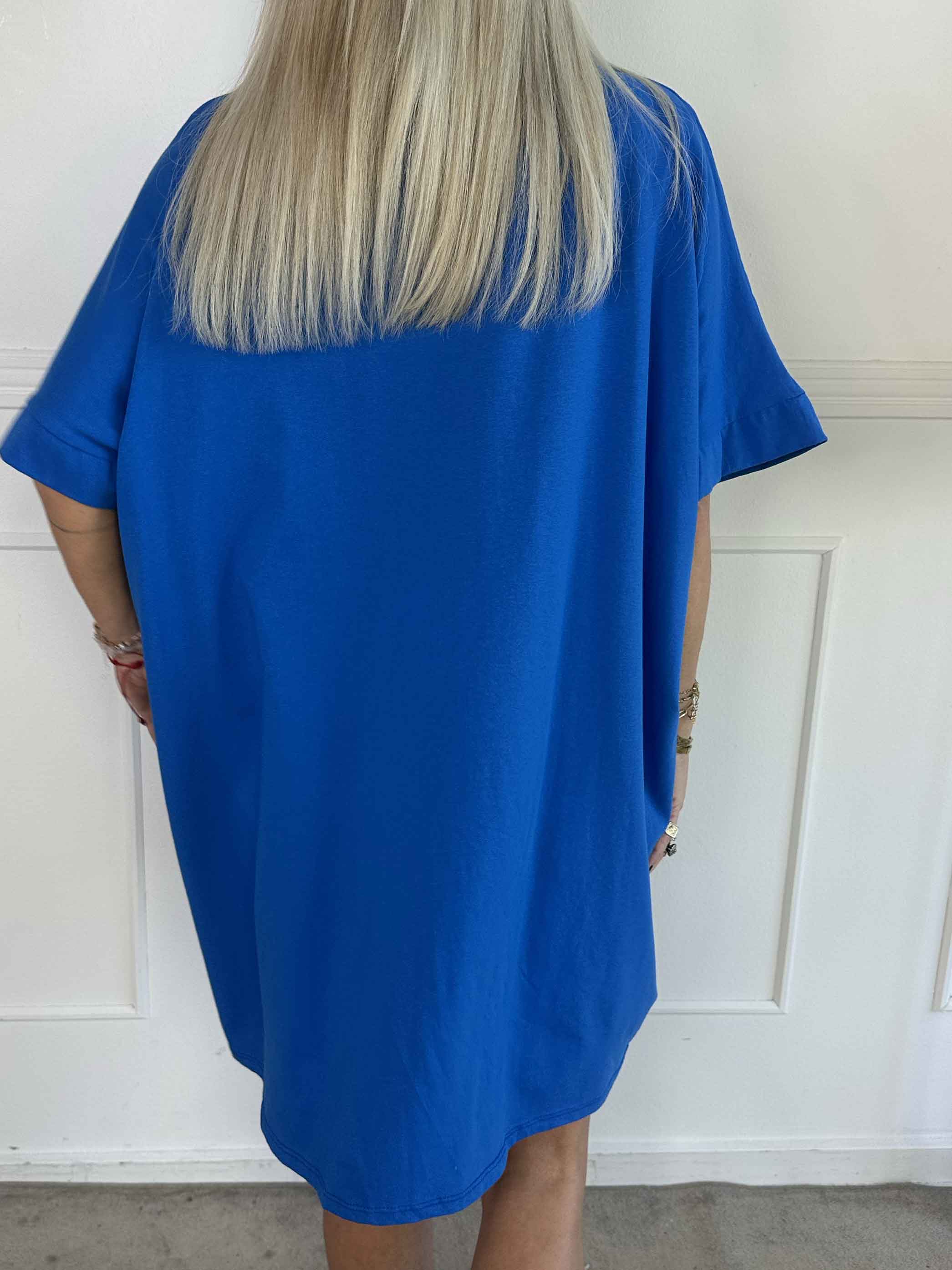 Mintu Dress - T-shirtklänning i bomull med similisten